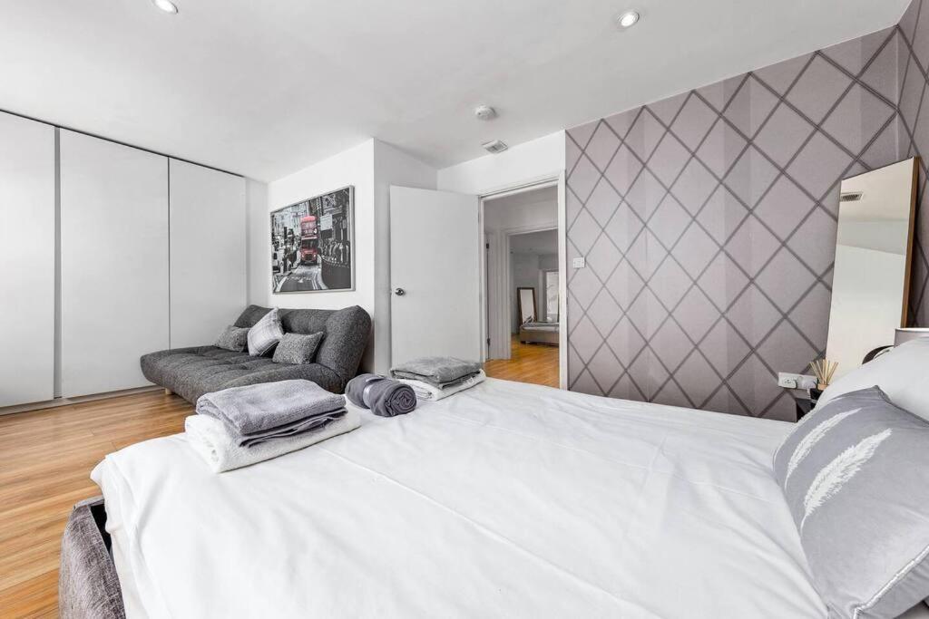 3 Bedroom Apartment In Haymarket Central London Sleep 10 Hy2 Εξωτερικό φωτογραφία