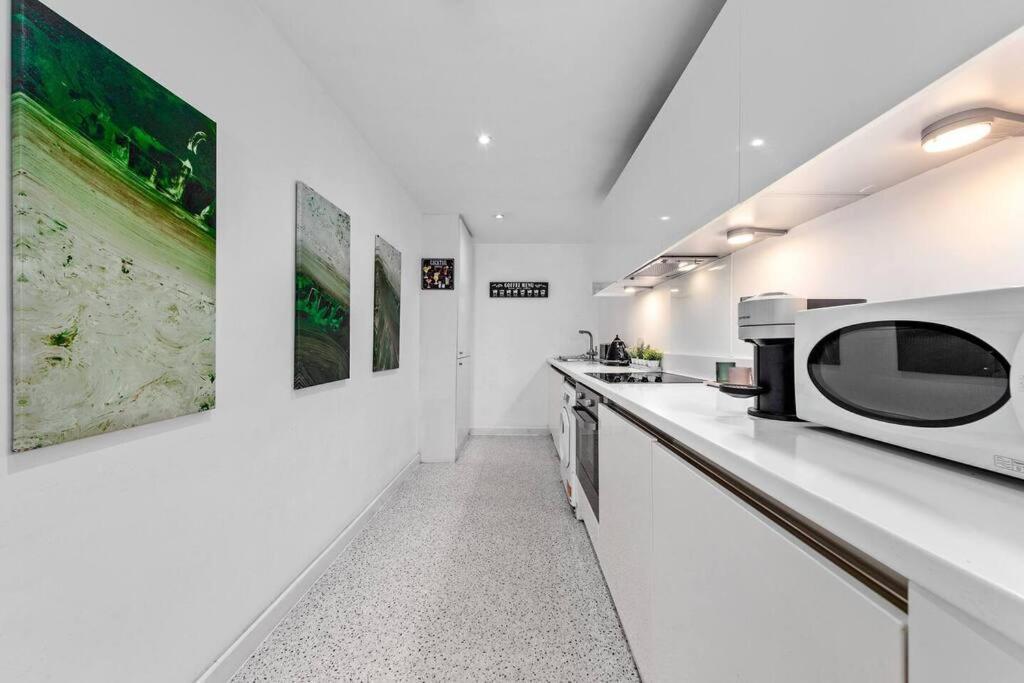 3 Bedroom Apartment In Haymarket Central London Sleep 10 Hy2 Εξωτερικό φωτογραφία